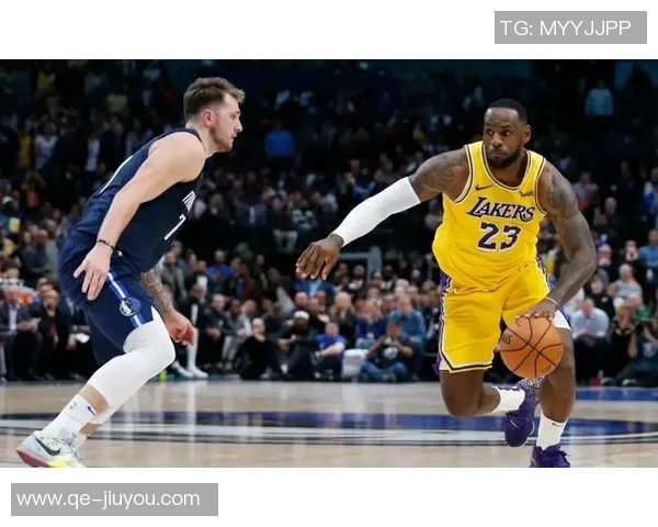 东契奇盛赞詹姆斯融入球队能力强调他多才多艺无人能挡 东契奇盛赞詹姆斯融入球队能力强调他多才多艺无人能挡