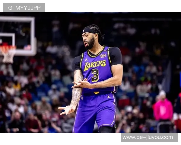 浓眉用表情包回应热议引发网友热讨论究竟什么意思