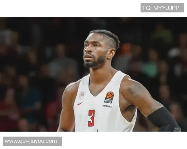 布兰登克拉克赛季首秀表现回顾6分3板1助1断5犯规引发关注