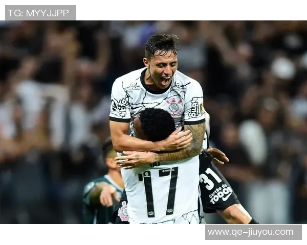 巴西球队展现统治力连续七年夺得南美解放者杯冠军荣耀