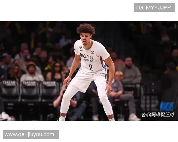 卡梅隆约翰逊首节三分球失准仅得1分2板2助状态堪忧